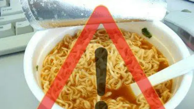 Mi Instan Cup Banyak Mengandung Lemak Jenuh
