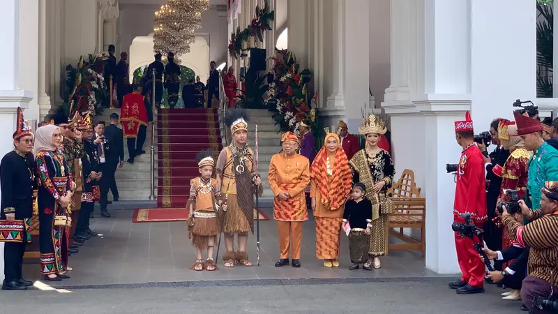 Wakil Presiden Ma’ruf Amin dan Wakil Presiden Terpilih Gibran Rakabuming Raka telah tiba di acara HUT ke-79 RI di Istana Merdeka Jakarta. (Delvira Hutabarat).