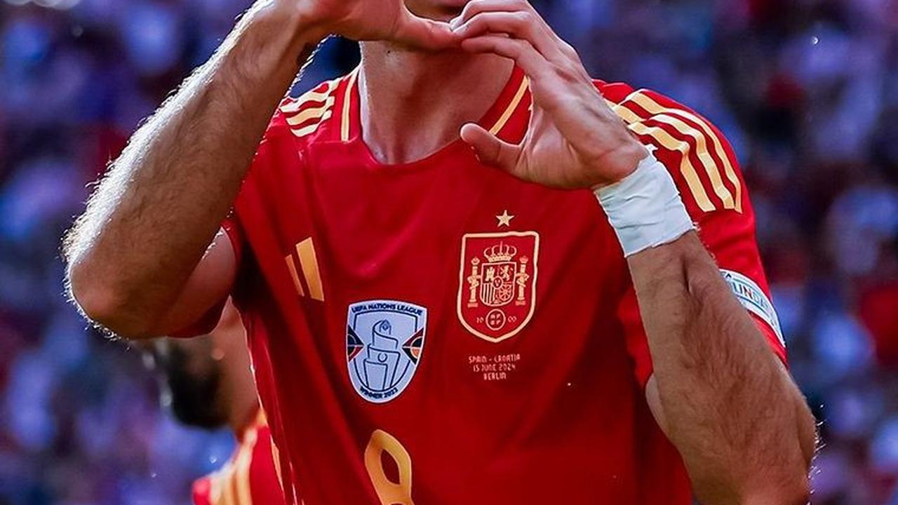 <b>Head to Head Spanyol vs Italia</b>