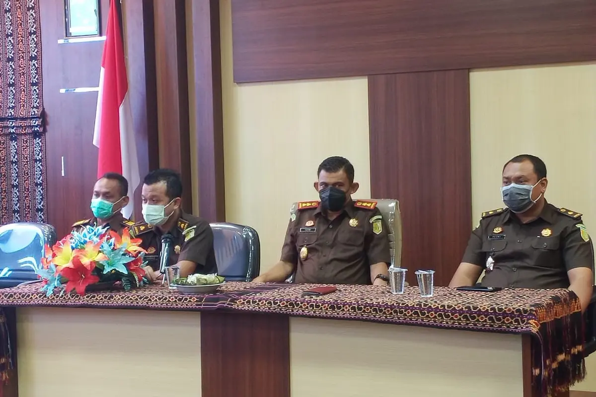 Kegiatan Launching Aplikasi Pelayanan Publik, di aulah Kejaksaan Negeri Sikka, Senin (19/2/2021). (Liputan6.com/Dionisius Wilibardus)