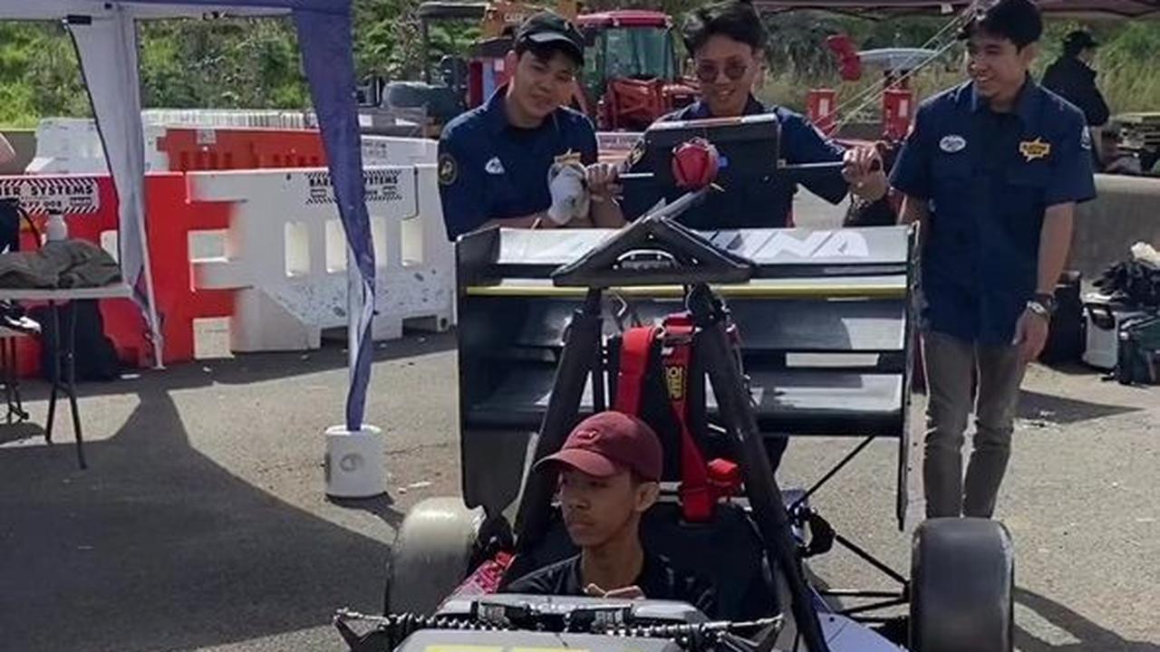 Tegang, Mobil Phoenix AF-04 dari Arjuna EV UGM Akhirnya Lulus Inspeksi Formula SAE 2023