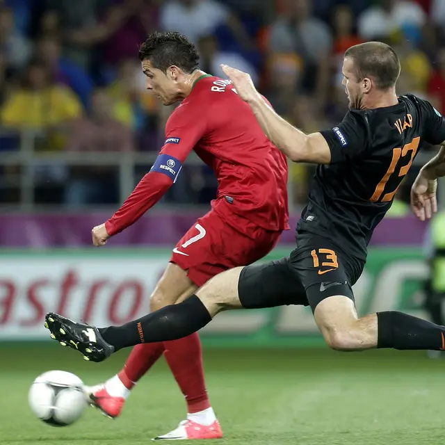 Mantan bek Timnas Belanda, Ron Vlaar.