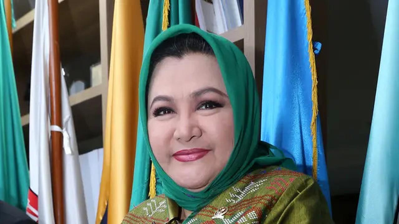 Emilia Contessa Sempat Dilarikan ke RSUD Blambangan Sebelum Meninggal Dunia, Kadar Gula Darah Tembus 500