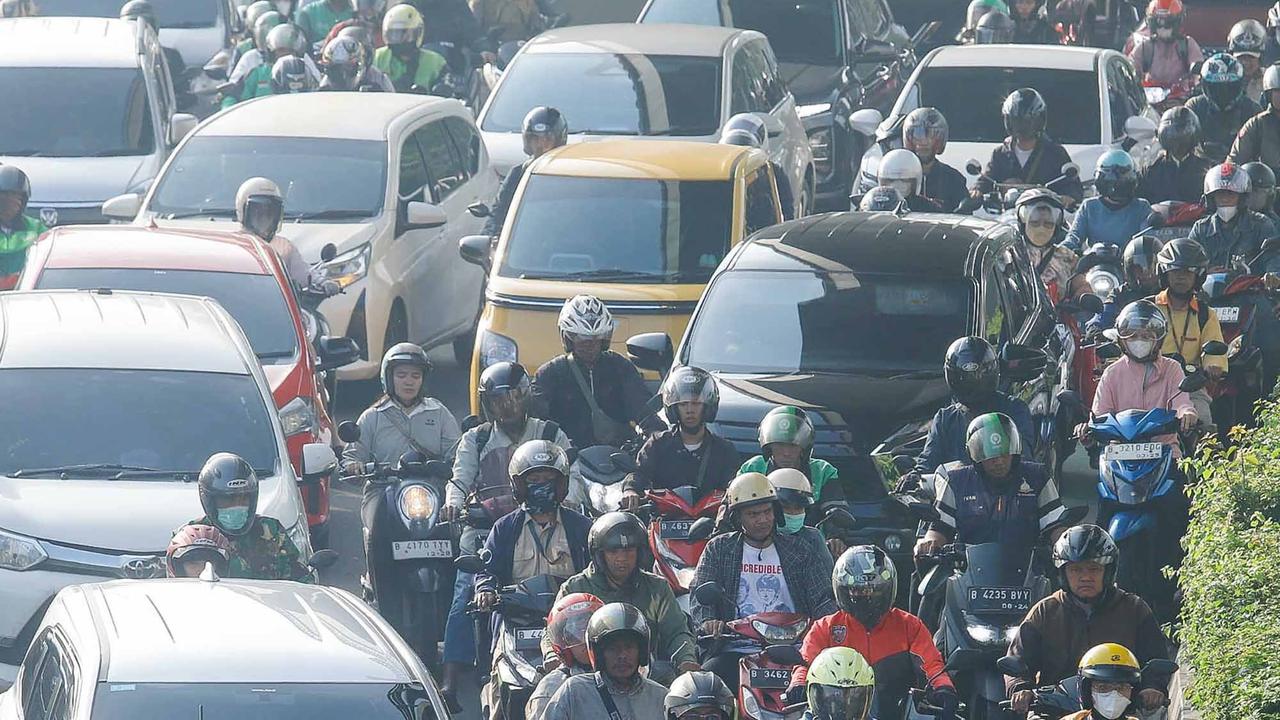 FOTO: Libur lebaran Usai, Jakarta kembali Macet