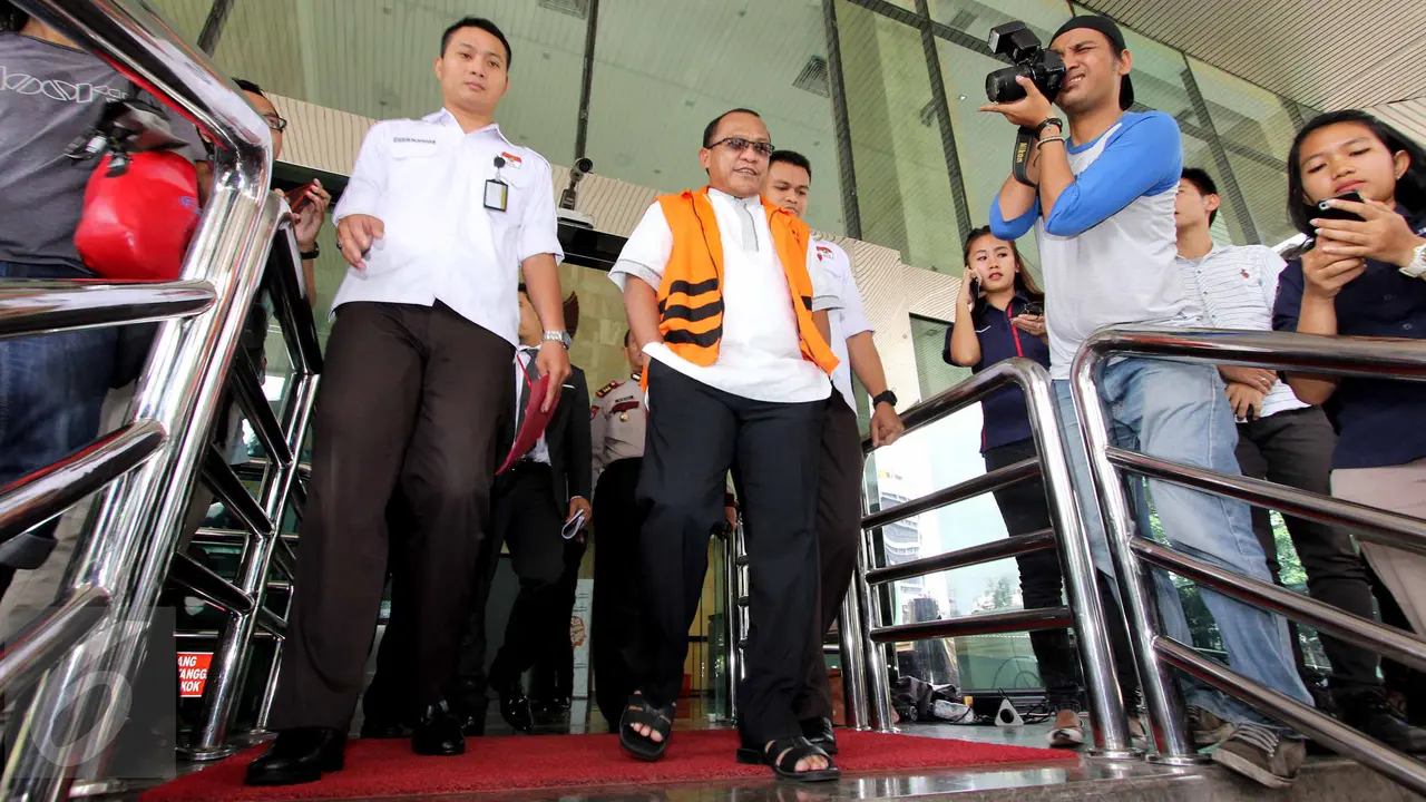 20150714-Suap MK, Bupati Morotai Jalani Pemeriksaan di KPK-Jakarta-Bupati Marotai Rusli Sibua 5