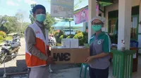 Sebanyak 200 masker N95 didistribusikan Wahana Visi Indonesia (WVI) ke puskesmas di pelosok Kalimantan Barat untuk membantu tenaga medis yang menangani COVID-19 pada Jumat (28/3/2020). (Dok Wahana Visi Indonesia/WVI)