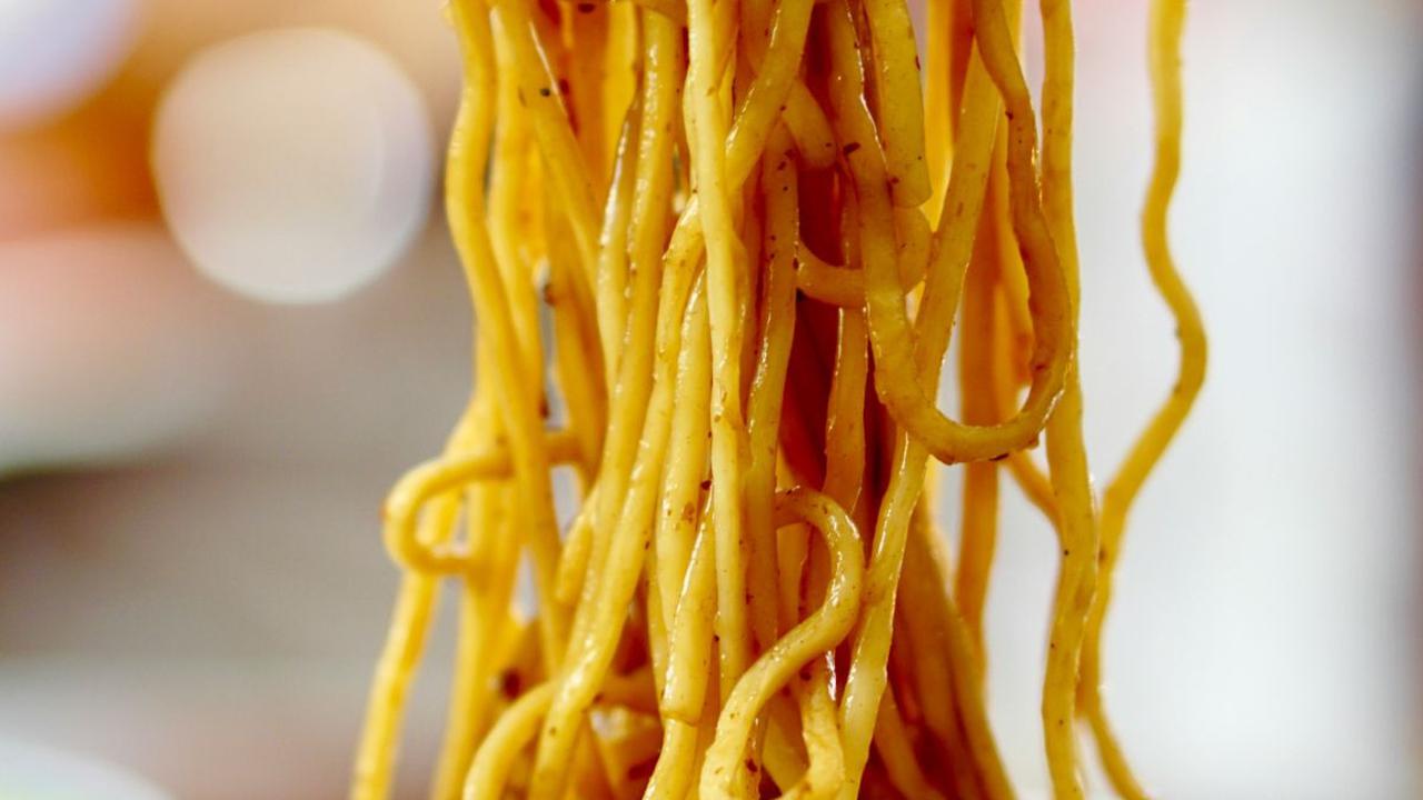 6 Resep Mie Kuning Aneka Kreasi, Cocok untuk Menu Santap Keluarga