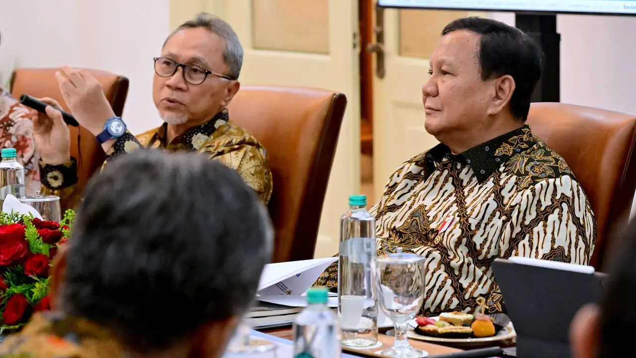 Presiden Prabowo Subianto dan Menteri Koordinator Bidang Pangan Zulkifli Hasan (Zulhas).