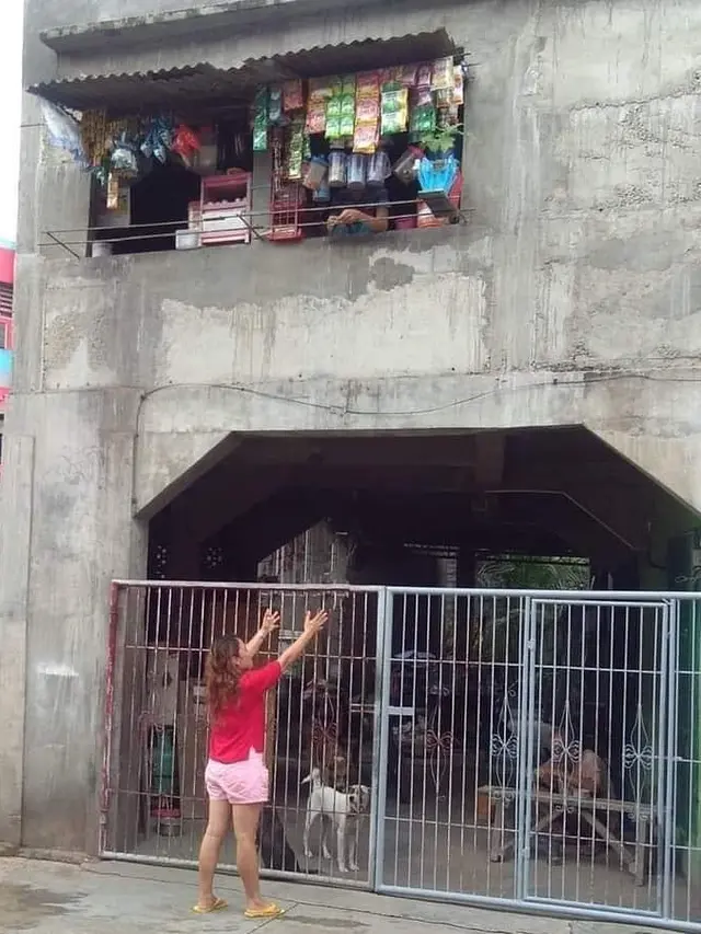 7 Momen Absurd Belanja di Warung Bikin Ngakak