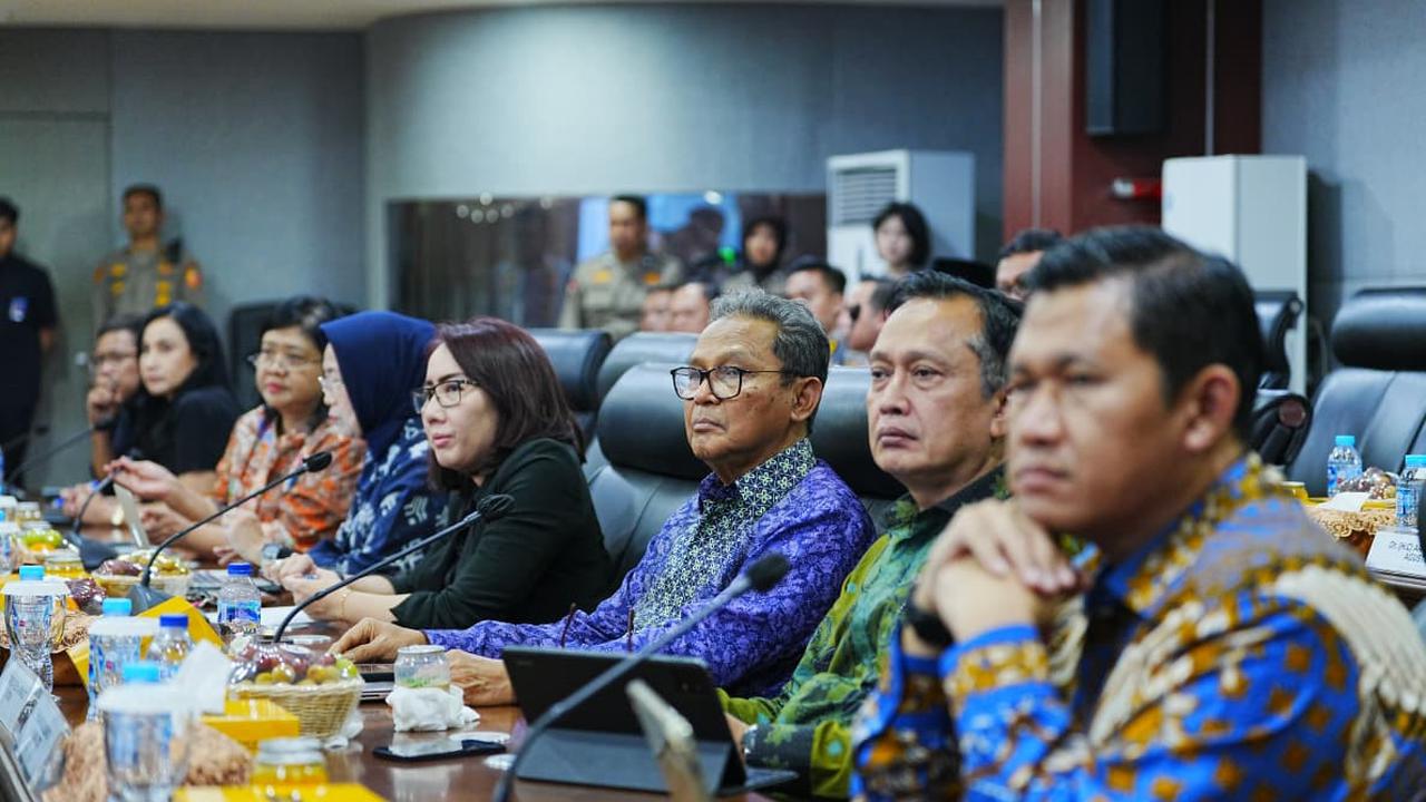 Kapolri Gandeng Pakar, Akademisi, & Pemerhati Kepolisian buat Beri Masukan Melalui Rapat Akselerasi Transformasi Polri