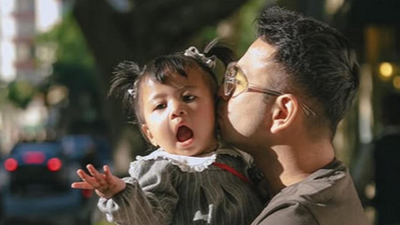 Pesan Menyentuh Raffi Ahmad Untuk Baby Lily: Papa Titipkan Engkau Dalam Doa yang Tak Pernah Putus