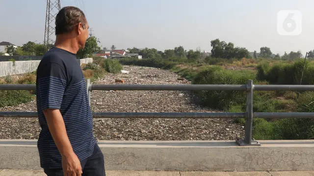 Kali Tarumajaya Penuh Sampah