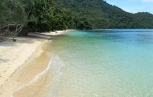 Keelokan Pulau Selayar tak hanya untuk dilayari