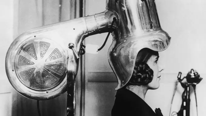 Melihat 6 Potret 'Vintage' Paling Aneh yang Pernah Diabadikan