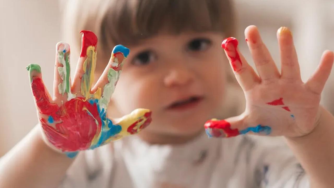 Perbedaan kemampuan sensorik dan motorik anak balita memainkan peran integral dalam pertumbuhan dan perkembangan mereka.