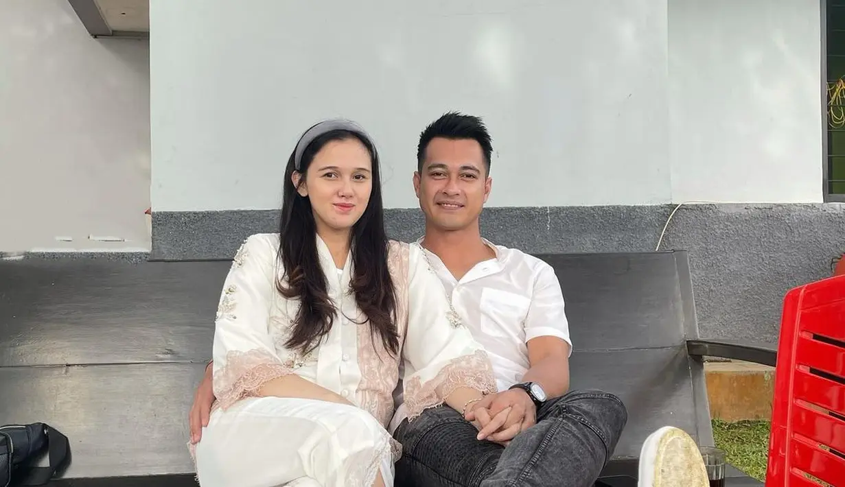 Meiza Aulia dan Eza Gionino sudah bersama sejak 2018 dan sudah dikaruniai tiga orang anak. (FOTO: instagram.com/ma_coritha/)