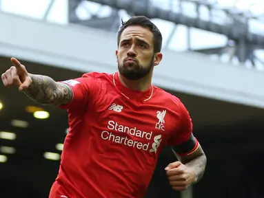 Ekspresi Danny Ings setelah mencetak gol ke gawang Norwich City dalam laga Liga Premier Inggris di Stadion Anfield, Liverpool, Minggu (20/9/2015). (Action Images via Reuters/Alex Morton)