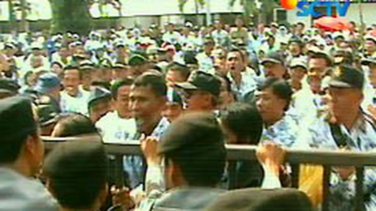 080319ajaksa-korup.jpg
