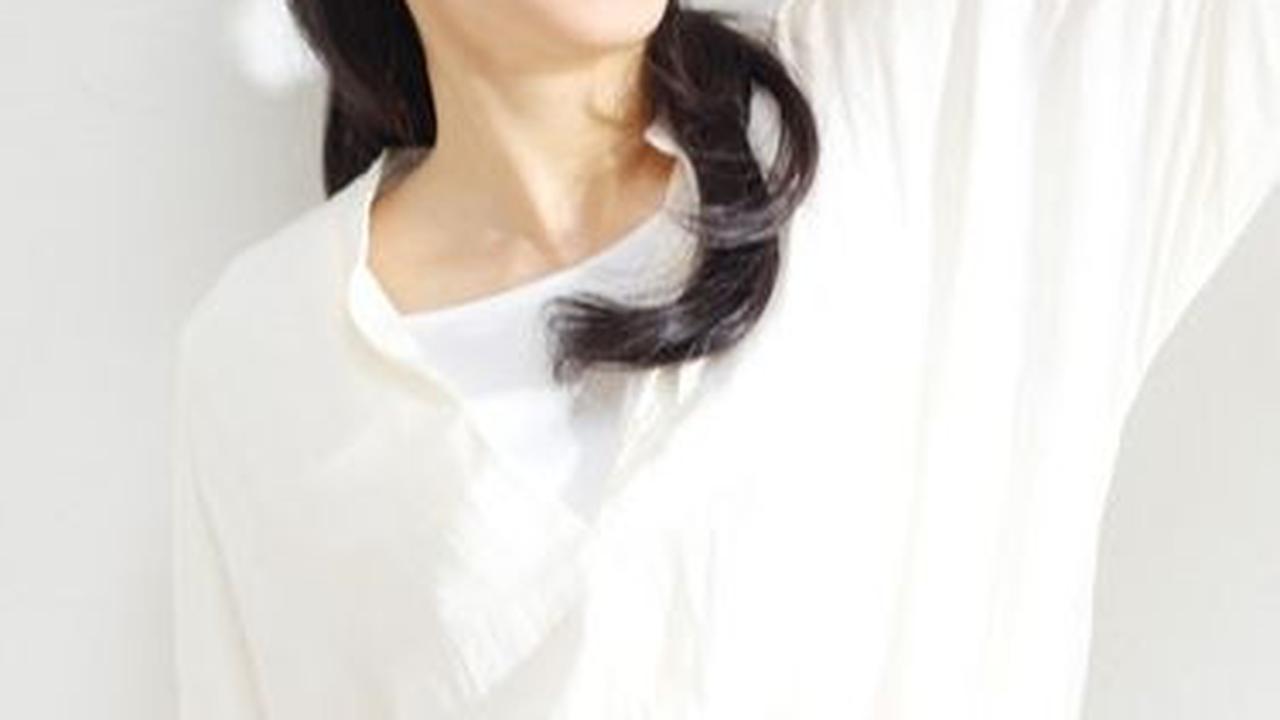 3. Pilih Sunblock yang Memberikan Blue Light Protection untuk Perlindungan Maksimal<br>