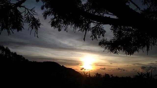 Senja Terakhir 2017 Di Gunung Lawu Selamat Tahun Baru