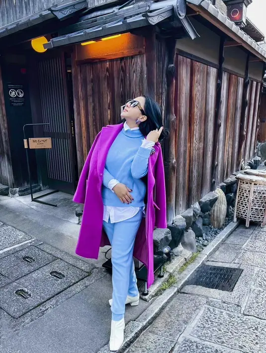 (Instagram/princessyahrini)