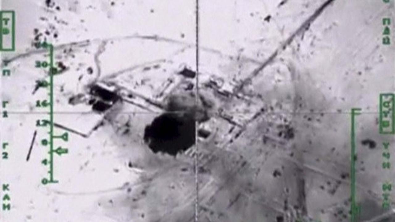Jet Rusia gempur habis infrastruktur minyak ISIS di Suriah