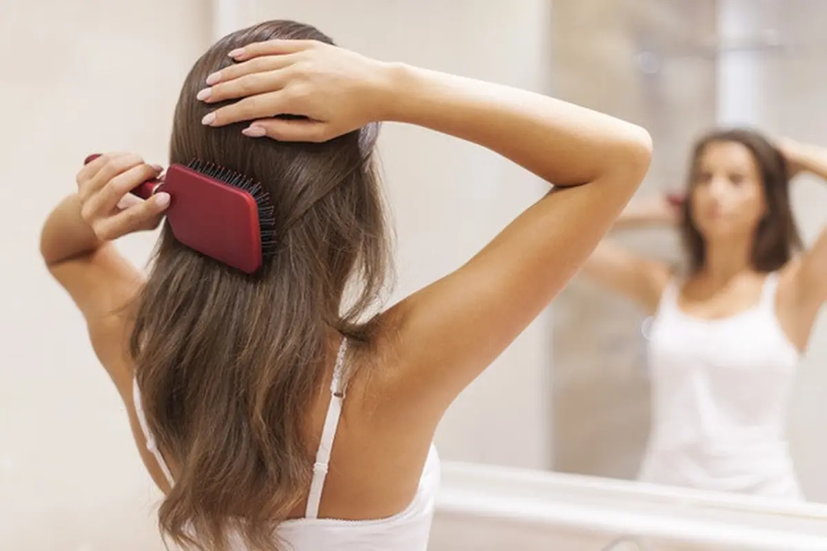 penyebab rambut lama panjang