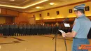 Citizen6, Surabaya: Sebanyak 351 Perwira Pertama TNI AL yang lolos saringan masuk, berhak mengikuti Dikspespa di Gedung Moeljadi, Kesatrian Bumimoro, Kobangdikal, Surabaya. (Pengirim: Penkobangdikal).