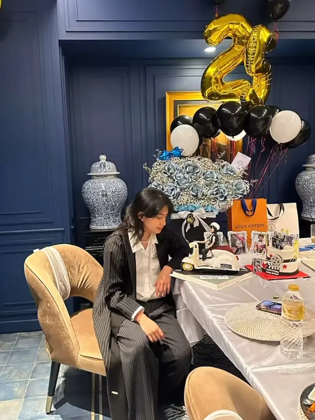 Sintya Marisca dan Umi Pipik