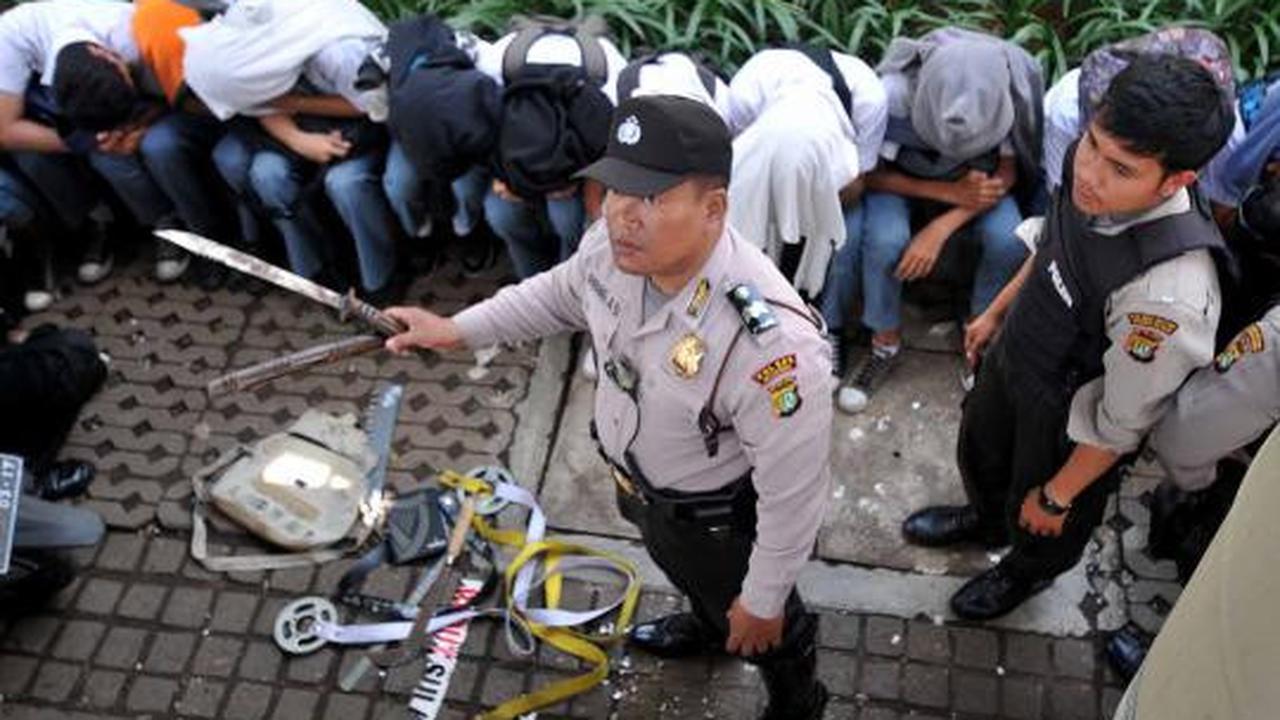 Bawa golok, siswa SMA dijaring polisi