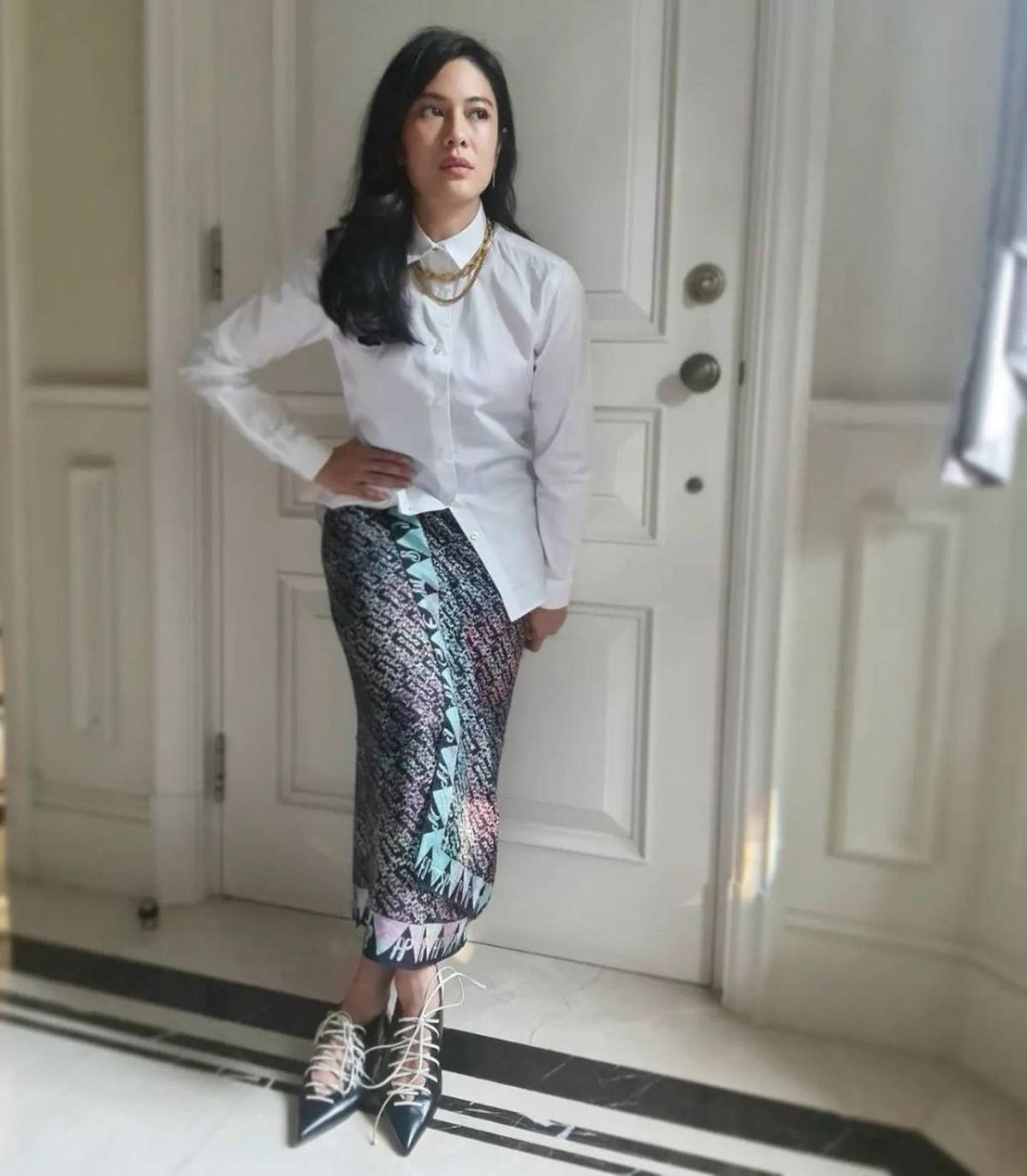 Inspirasi Gaya Kondangan Artis, Dari Dian Sastro hingga Krisdayanti