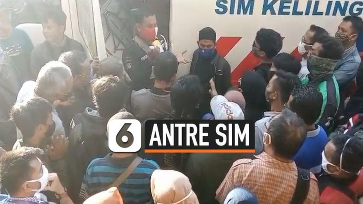 VIDEO: Warga Marah, Antre dari Subuh Kuota SIM Habis