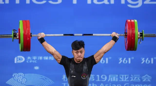 Rahmat Erwin Abdullah Sabet Emas Asian Games 2026, Pecahkan Dua Rekor Dunia