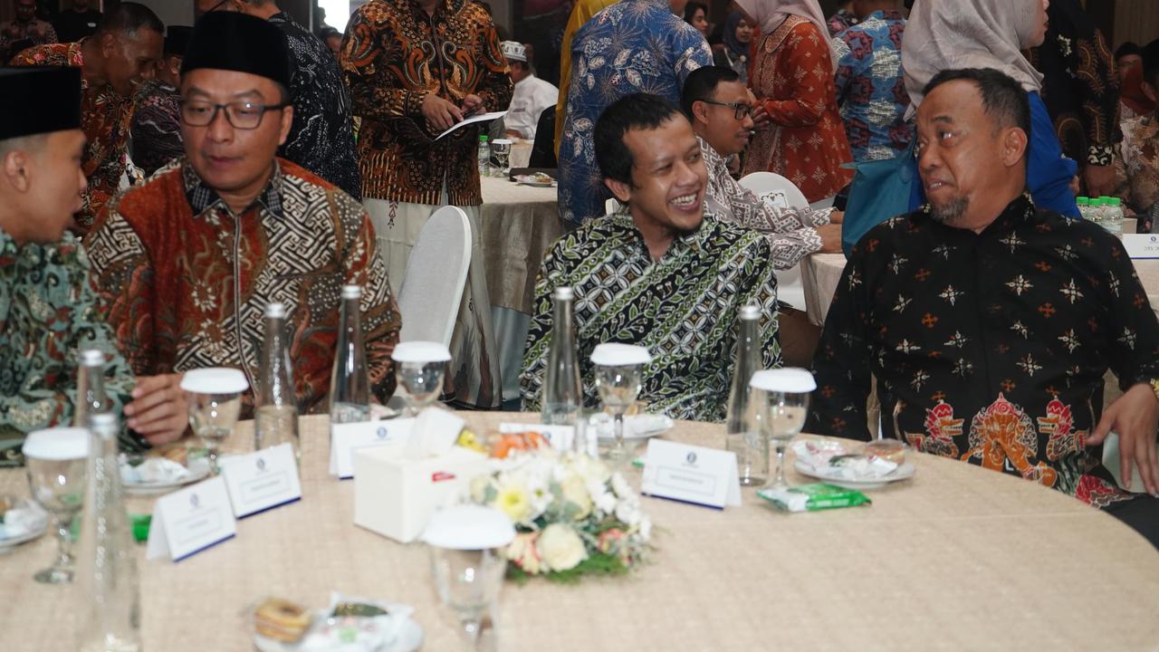 Pemkab Trenggalek Sabet 2 Penghargaan dalam Gebyar Ekonomi Syariah FESyar Jawa 2025