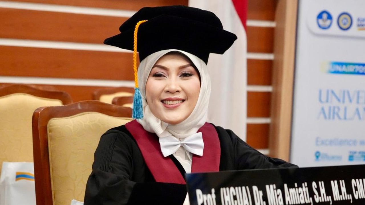 Sosok Mia Amiati, Eks Kepala Kejaksaan Tinggi Jatim Kini Jadi Komisaris Bank Mandiri