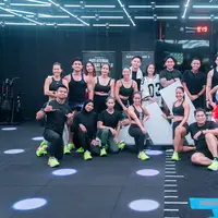 Jadikan sesi HIIT makin optimal pada setiap gerakannya bersama ADIDAS.