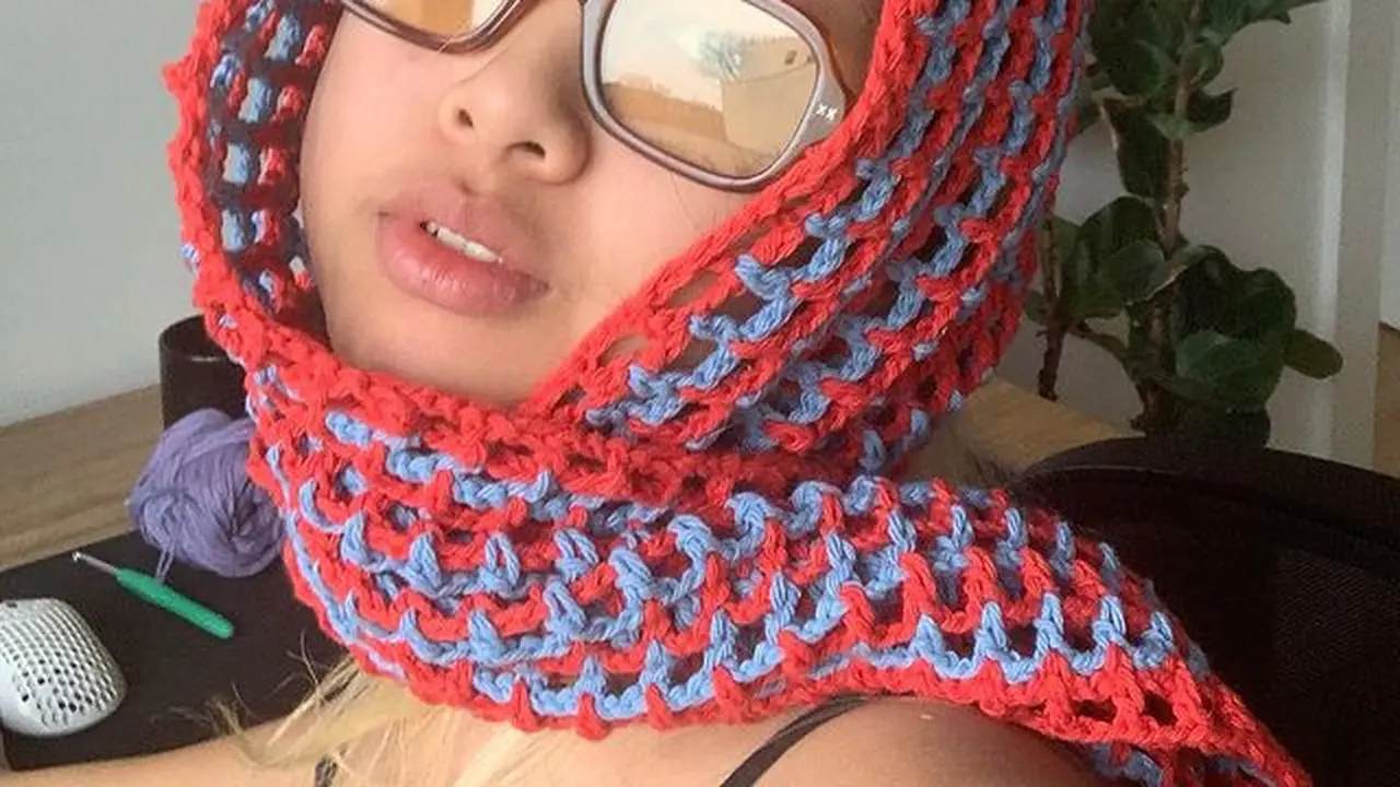 Delsy Gouw, Desainer Indonesia yang Rajutannya Langganan Dipakai Selebritas Hollywood