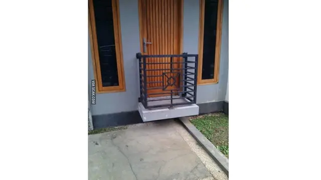 6 Bentuk Pagar Rumah Ini Nyeleneh Banget, Antimainstream