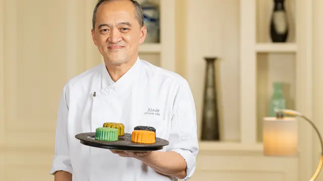 The Ritz Carlton Jakarta, Pacific Place hadirkan hampers mooncake