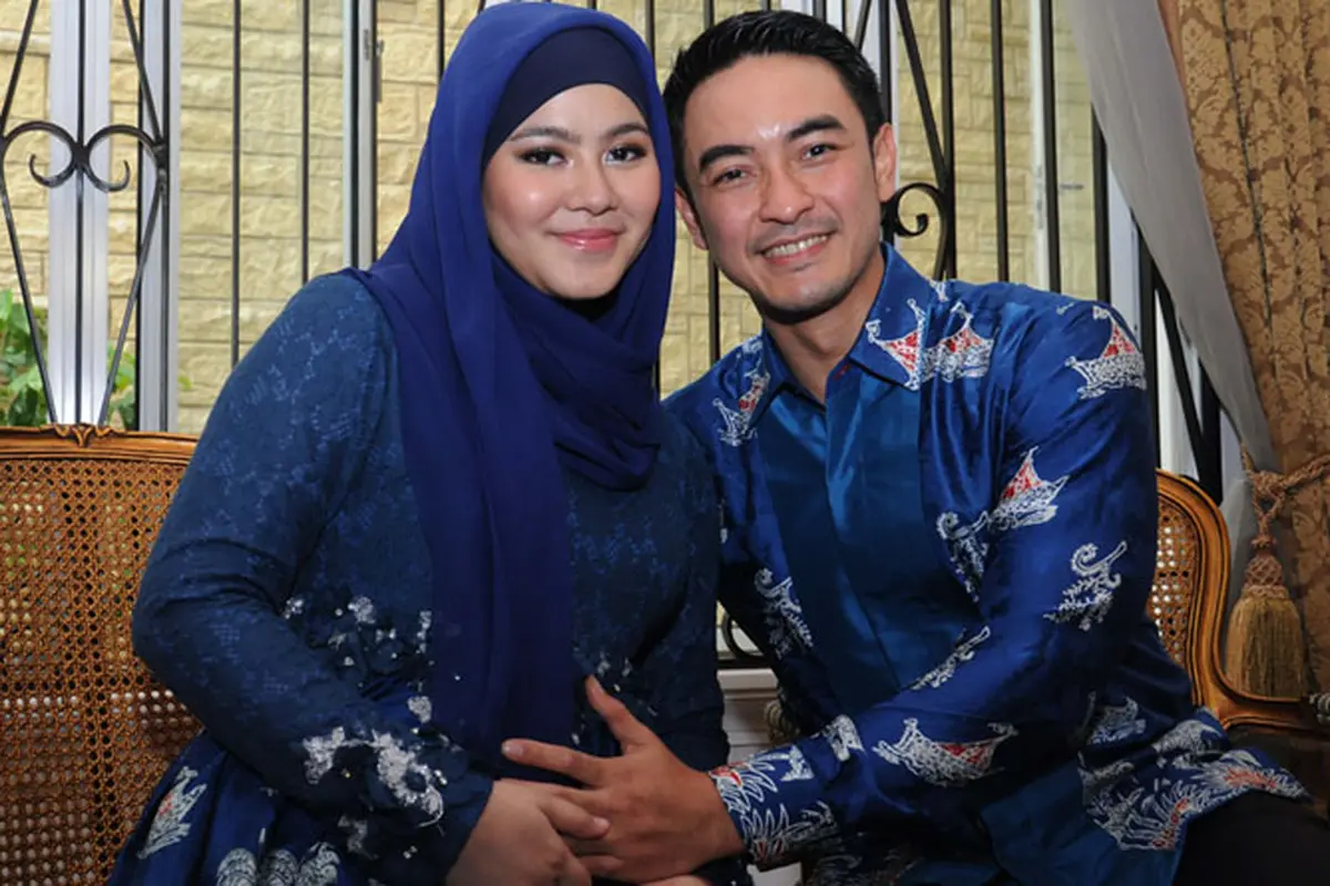Lebaran, Zumi Zola Dianugerahi Anak Laki-laki