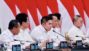 Sekretaris Kabinet (Seskab) Teddy Indra Wijaya dalam Sidang Kabinet Paripurna di Istana Negara, Jakarta, Senin 15 Desember 2025. (Antara)