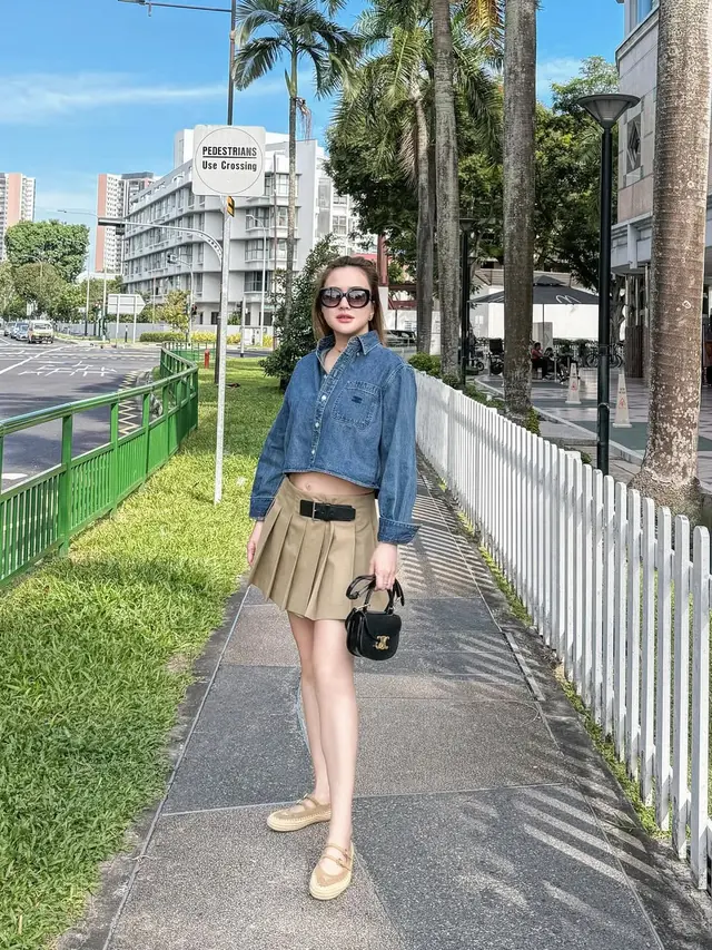 Deretan Tas Branded Shandy Aulia Saat Ajak Putrinya Claire Liburan Sekolah, Tampil Stylish khas Mama Muda dengan Tas Puluhan Juta