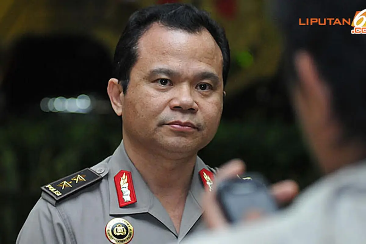 ronny-f-sompie-131126b.jpg
