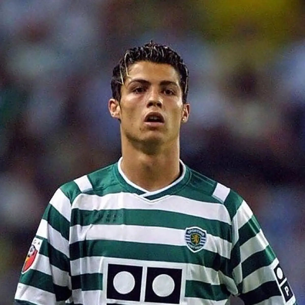Kenang Debut Ronaldo, Sporting CP Luncurkan Jersey Ketiga yang Terpampang  Tulisan CR7 - Dunia Bola.com