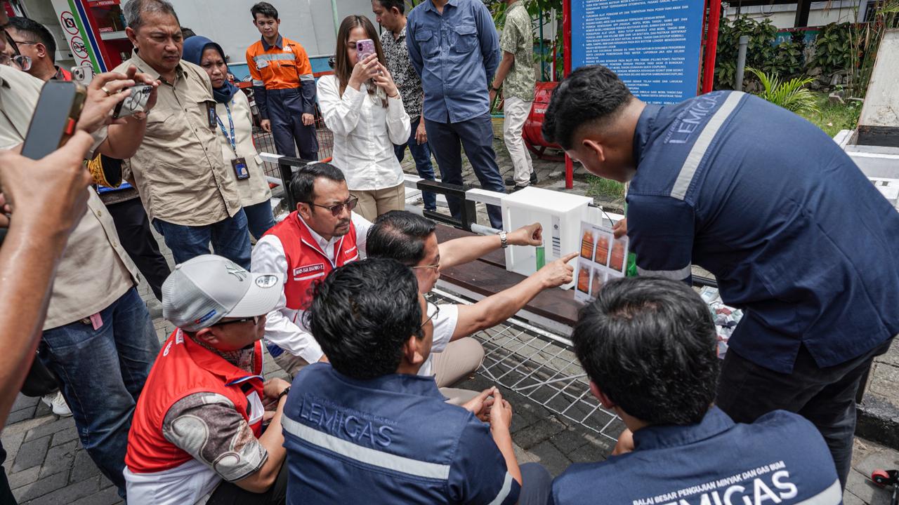 Respons Laporan Masyarakat, Dirut Pertamina Patra Niaga dan Dirjen Migas Turun Langsung Sidak ke SPBU di Jawa Timur