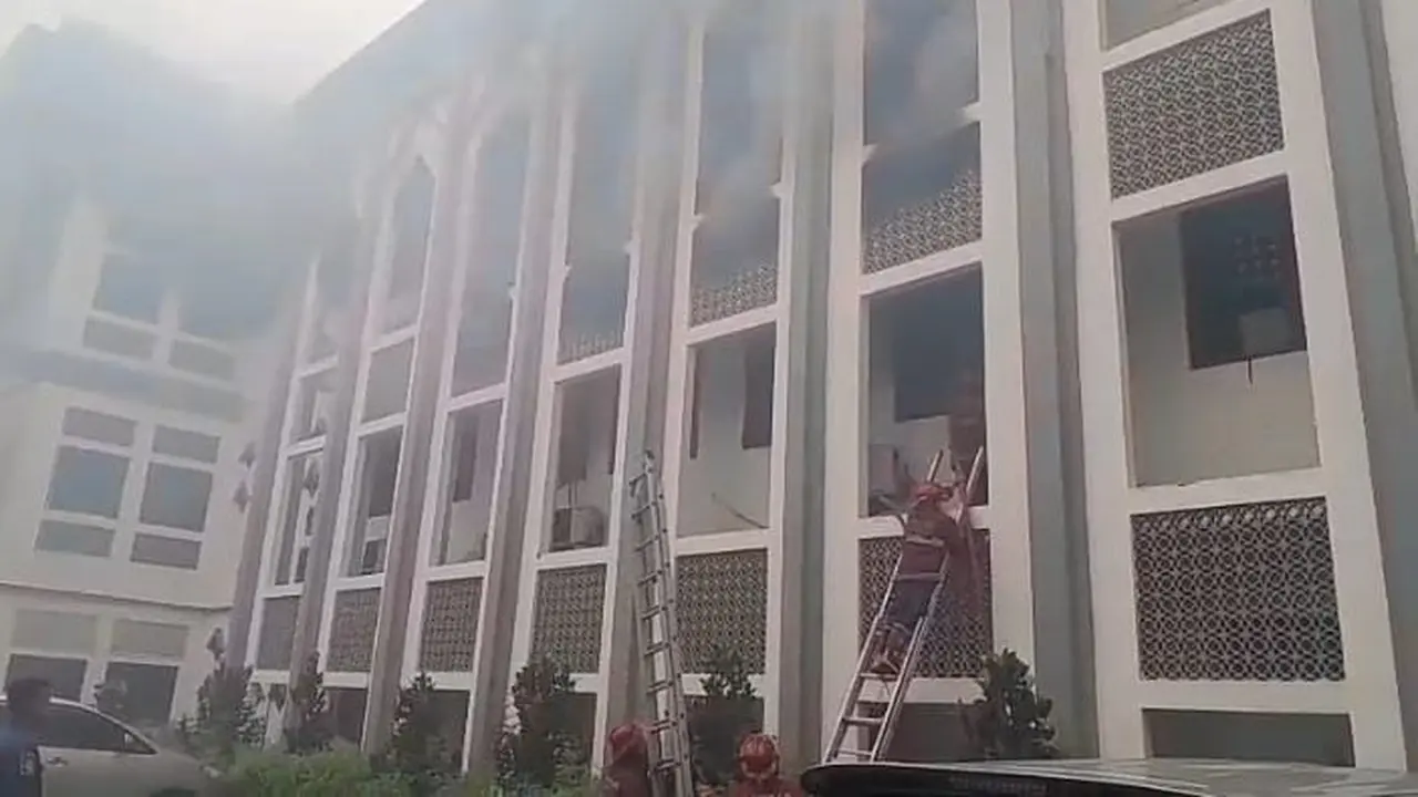 Kebakaran UIN