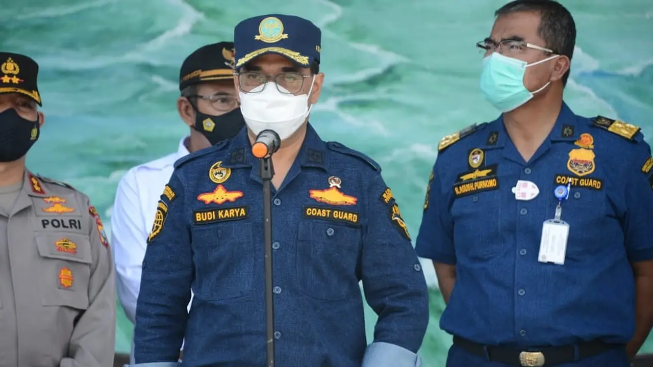 Menteri Perhubungan (Menhub) Budi Karya Sumadi meninjau pembangunan infrastruktur transportasi di Tanjung Balai Karimun, Batam. Dok Kemenhub