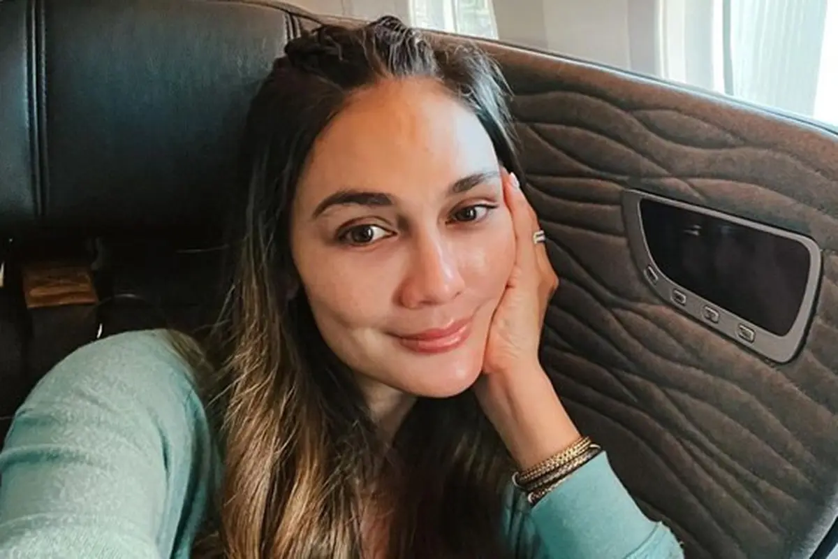 8 Potret Luna Maya saat Tanpa Makeup, Mengaku Percaya Diri dan Tak Malu