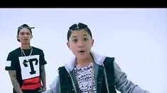 Penyanyi yang beranjak dewasa ini mengajak musisi rap tanah air, Young Lex, untuk berkolaborasi.