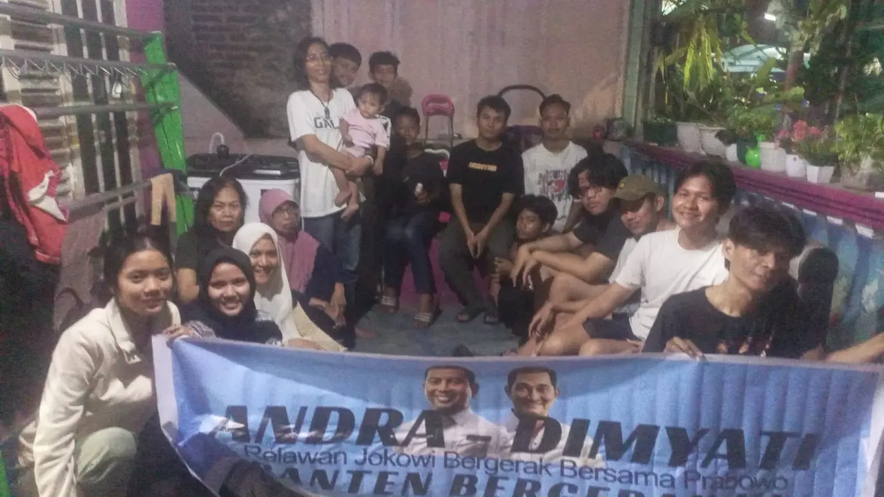 Kelompok Milenial dan Gen Z di Banten diajak ikut dalam Relawan Jokowi Bergerak Bersama Prabowo (RJBBP) Provinsi Banten yang semakin masif mendeklarasikan Andra Soni–Akhmad Dimyati Natakusumah sebagai bakal calon gubernur dan wakil gubernur Banten di Pilk